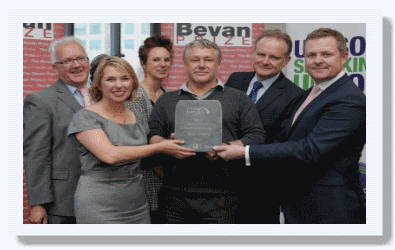 Steve Cottrell receives Bevan Institute Prize for Health and Wellbeing in 2015 Steve Cottrell receives Bevan Institute Prize in 2015